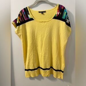 Cable and Gauge Sunshine Yellow Shortsleeve with colorful 80’s accents Size L